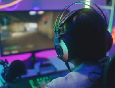 Online Games And Their Continuous Play Model